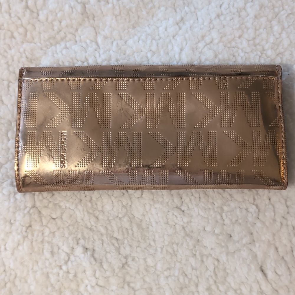 Michael Kors Rose Gold Wallet - Picture 3 of 8